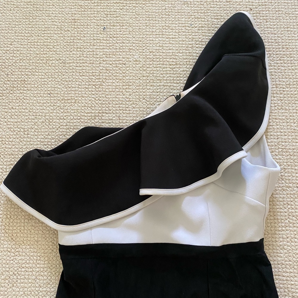 One shoulder mini dress black and white